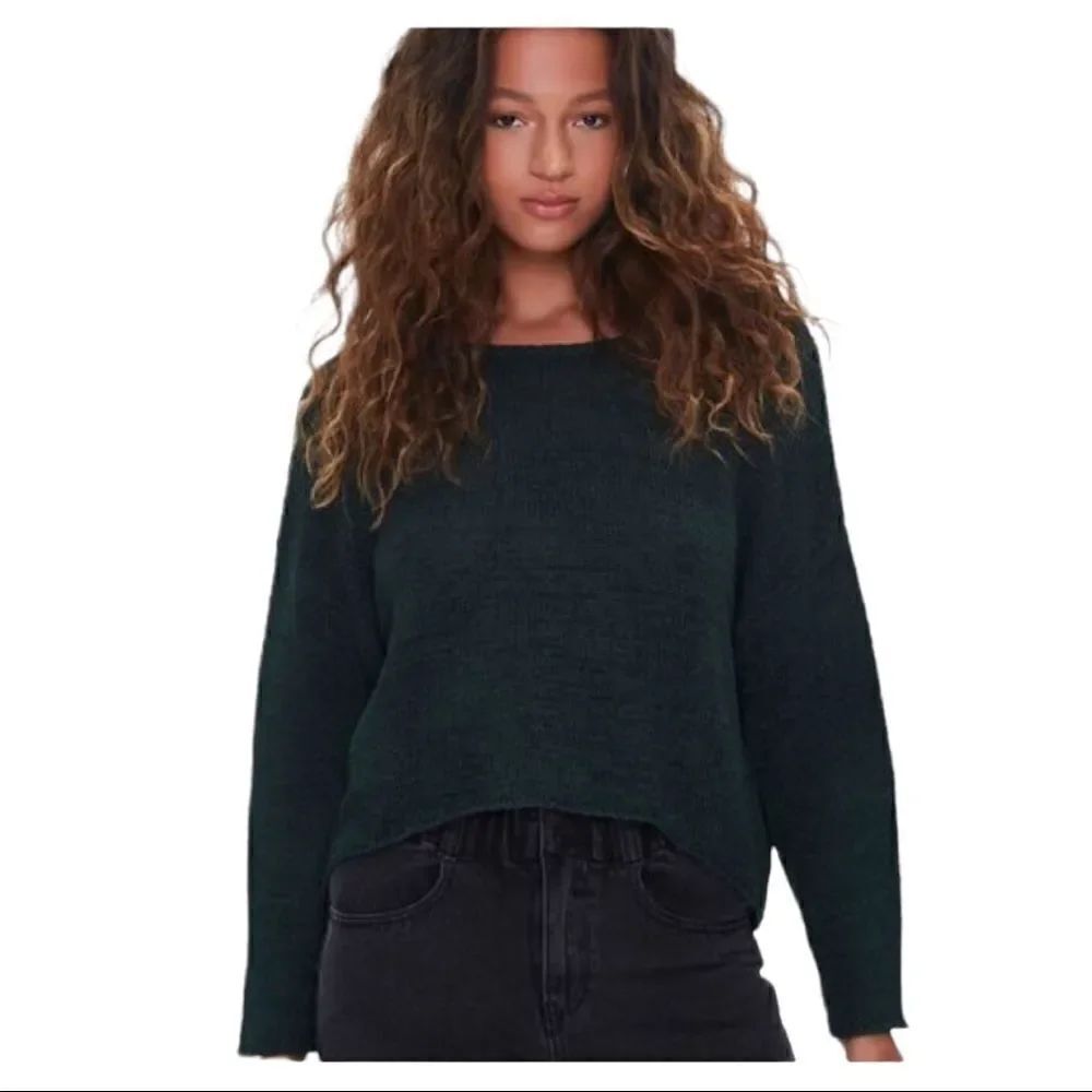 Forever 21 Hunter Green Sweater Top Size Medium NWT